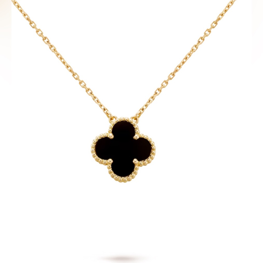 Auth. Van Cleef & Arpels Vintage Alhambra Yellow Gold Onyx Pendant